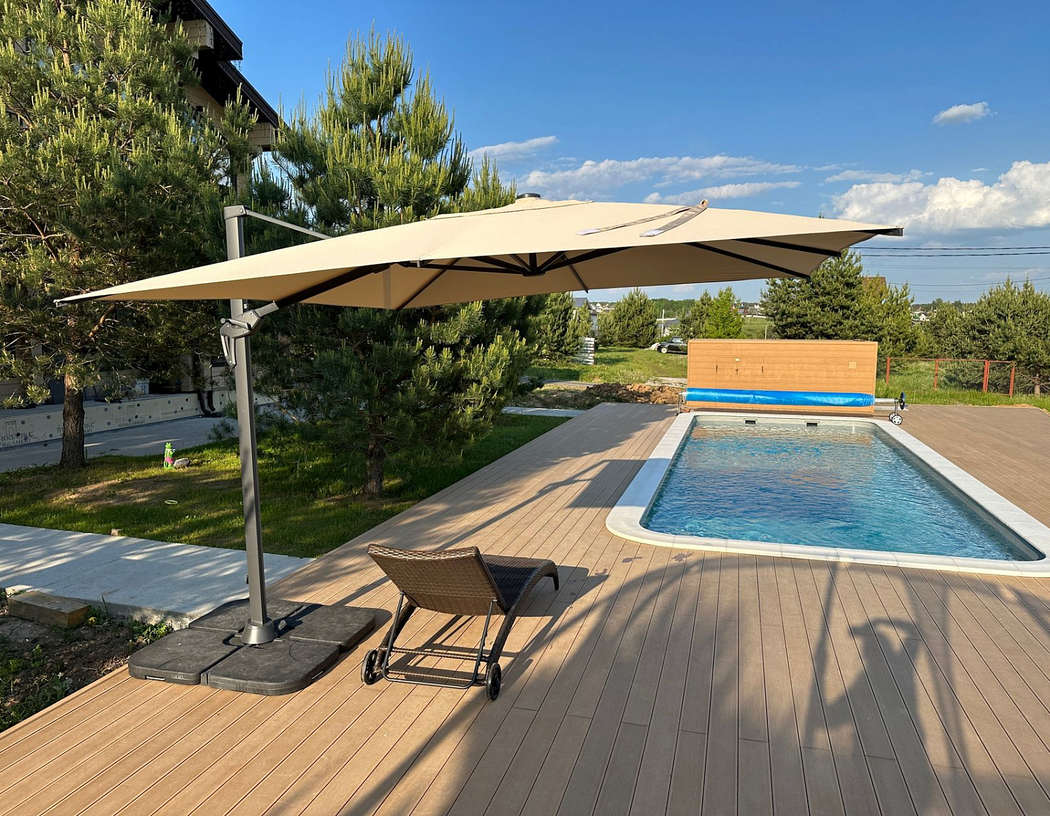 Уличный зонт SKY (квадратный) в Тульской области (КП Лимберова гора)